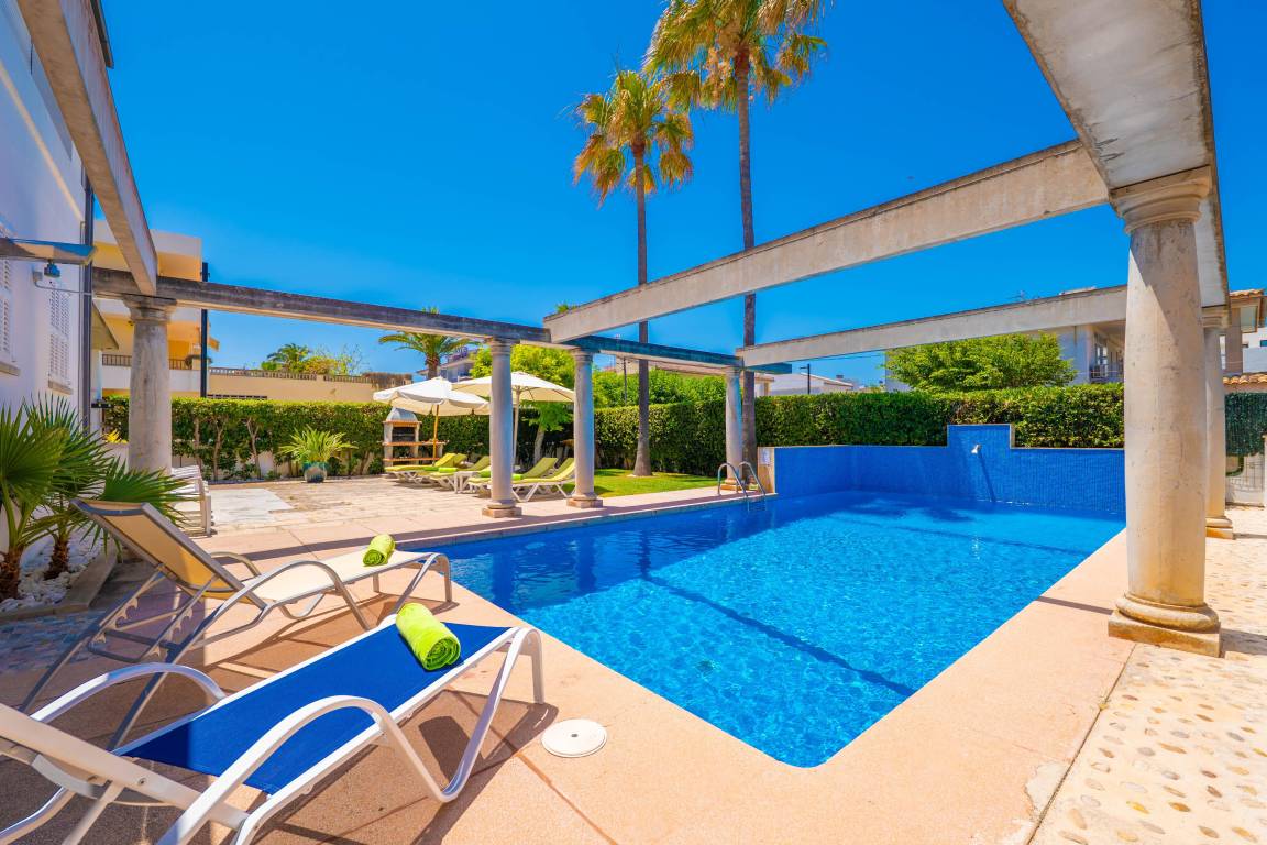 400 M² Villa ∙ 4 Schlafzimmer ∙ 8 Gäste - Can Picafort