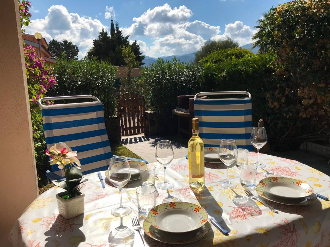 50 M² Appartamento Vacanza ∙ 2 Camere Da Letto ∙ 4 Ospiti - San Teodoro