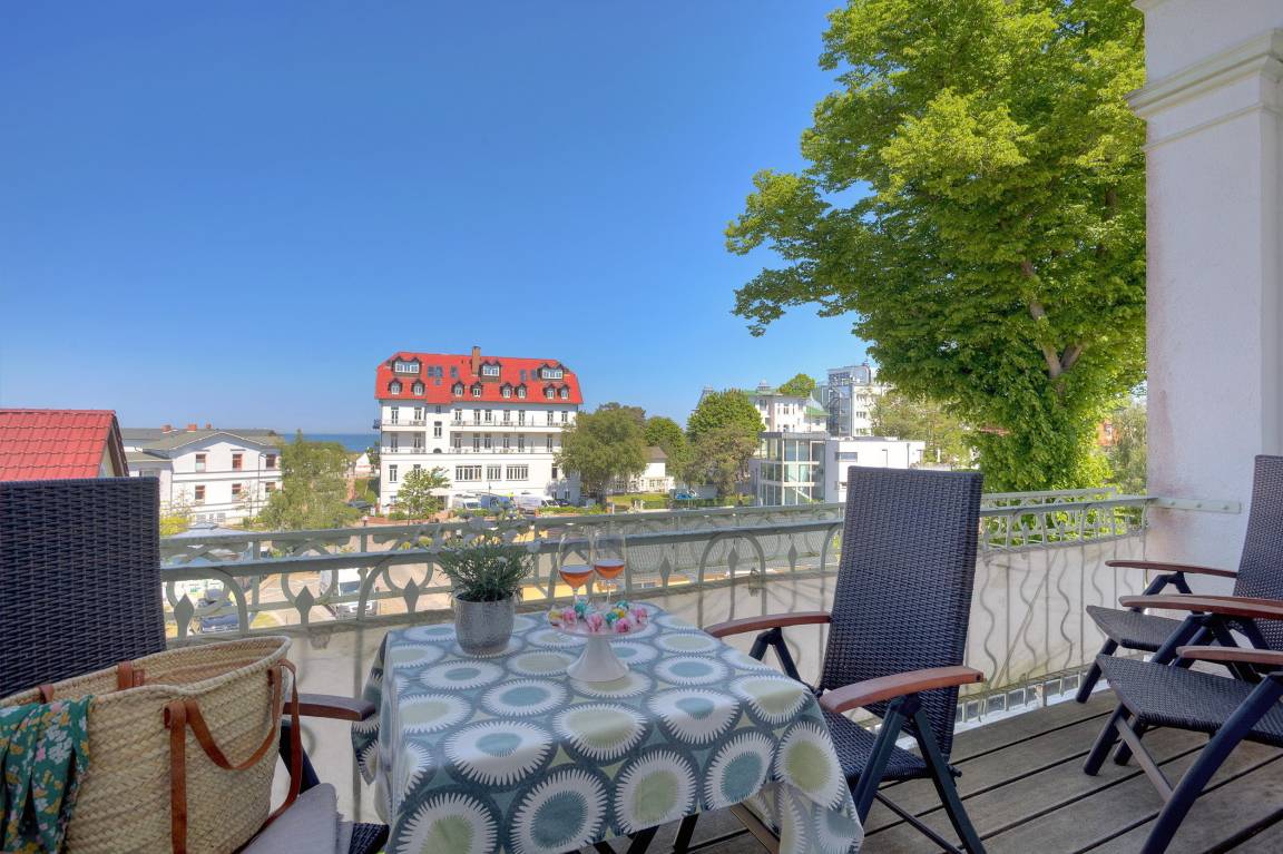 150 m² Ferienwohnung ∙ 3 Schlafzimmer ∙ 6 Gäste – Bild 4
