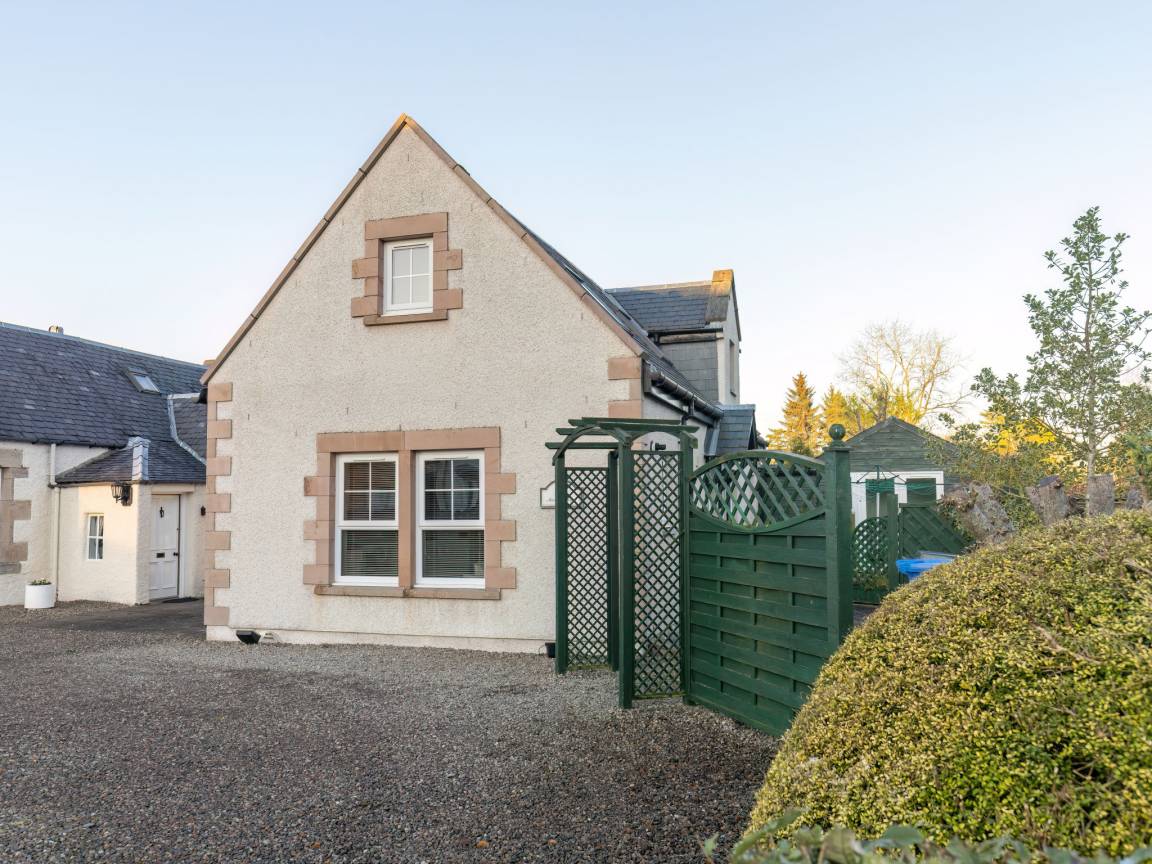 105 M² House ∙ 3 Bedrooms ∙ 6 Guests - Inverness