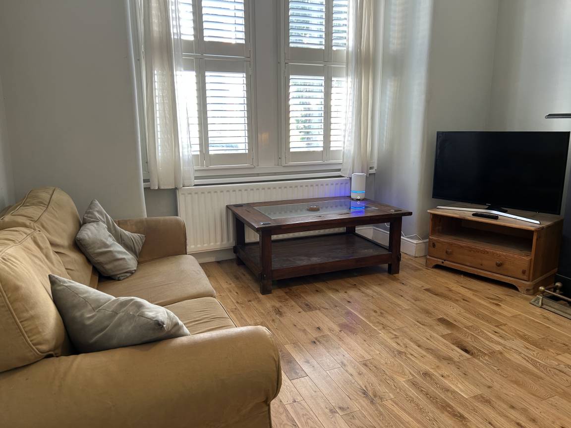 House ∙ 3 Bedrooms ∙ 5 Guests - London