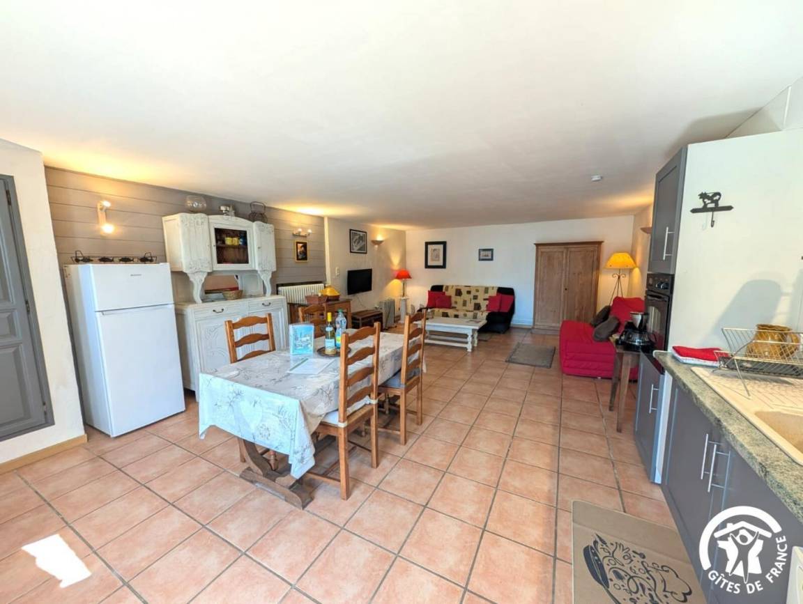 60 m&sup2; G&icirc;te 1 Schlafzimmer 3 G&auml;ste