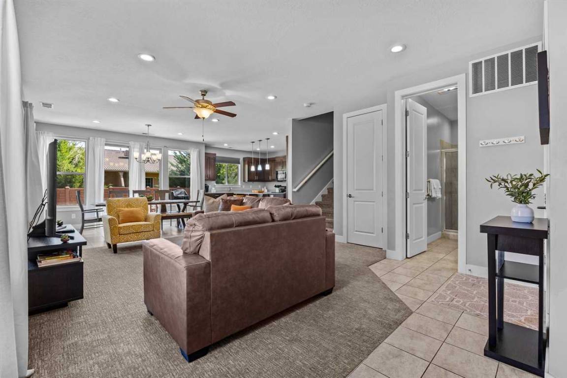200 M² House ∙ 4 Bedrooms ∙ 16 Guests - Moab, UT