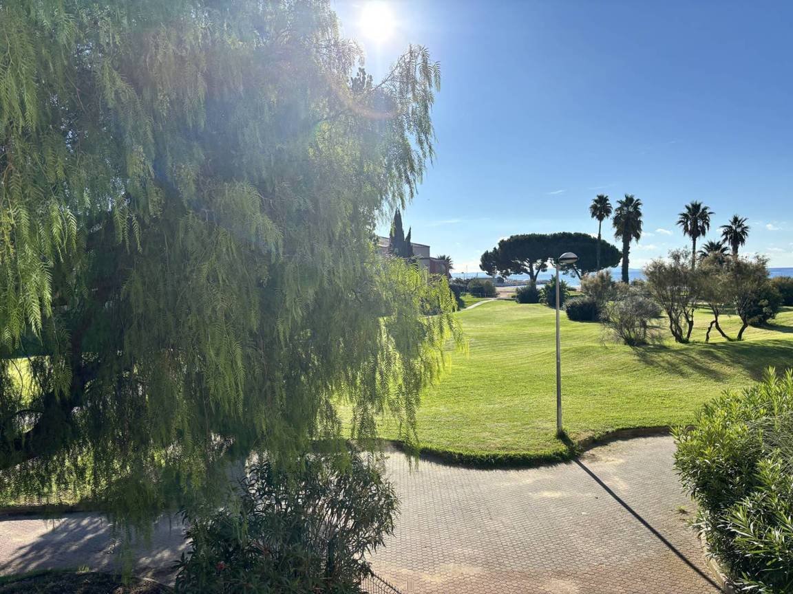 25 M² Studio ∙ 1 Chambre ∙ 4 Personnes - La Londe-les-Maures