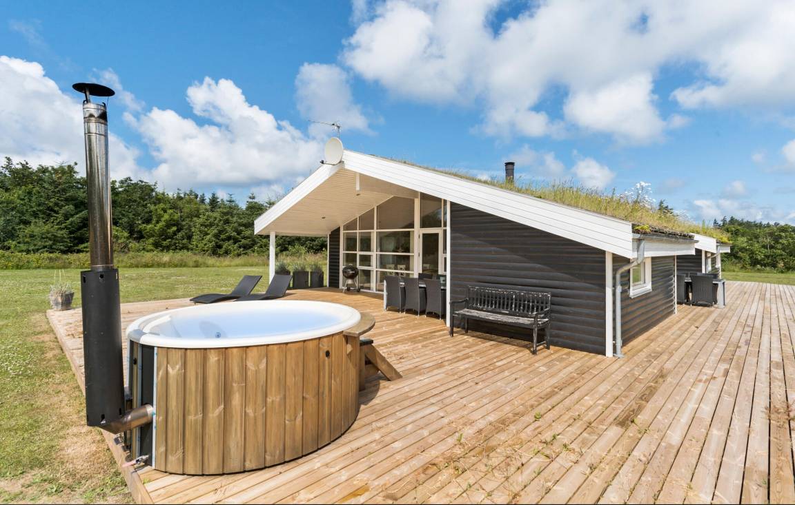 150 M² Ferienhaus ∙ 4 Schlafzimmer ∙ 10 Gäste - Løkken