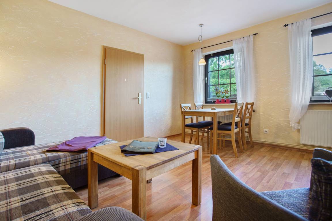 40 M² Ferienwohnung ∙ 1 Schlafzimmer ∙ 4 Gäste - Teterow