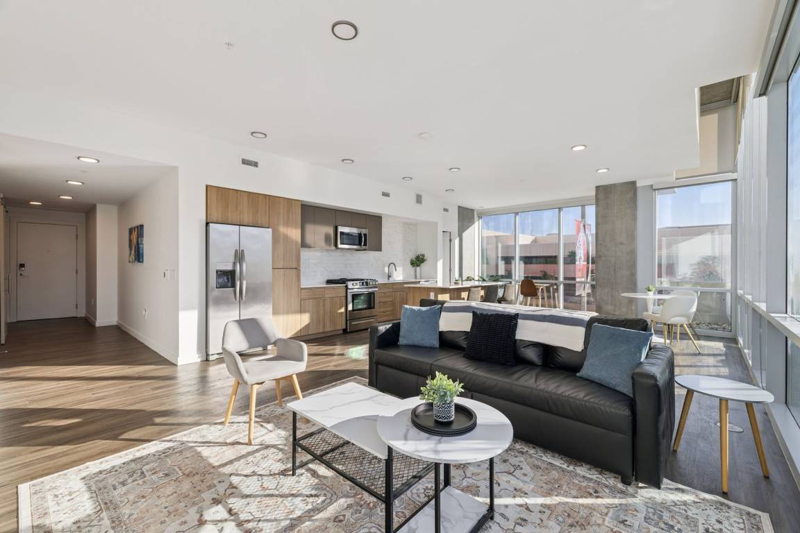 Apartment ∙ 2 Bedrooms ∙ 5 Guests - Chase Field - Phoenix