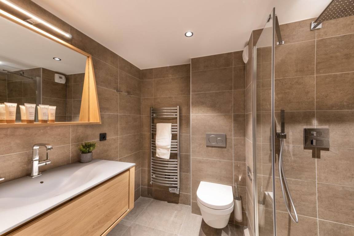 230 m² Ferienwohnung ∙ 5 Schlafzimmer ∙ 16 Gäste – Bild 12