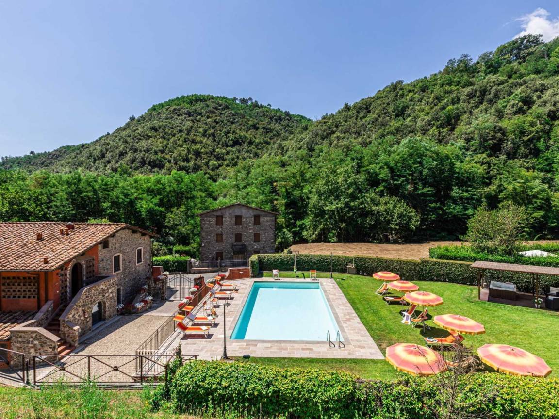 120 M² Apartamento ∙ 4 Habitaciones ∙ 7 Huéspedes - Lucca
