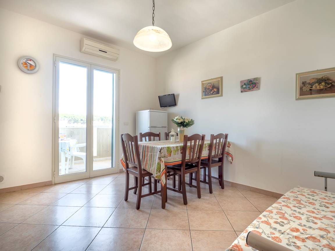 70 M² Apartamento ∙ 1 Habitación ∙ 6 Huéspedes - Gallipoli