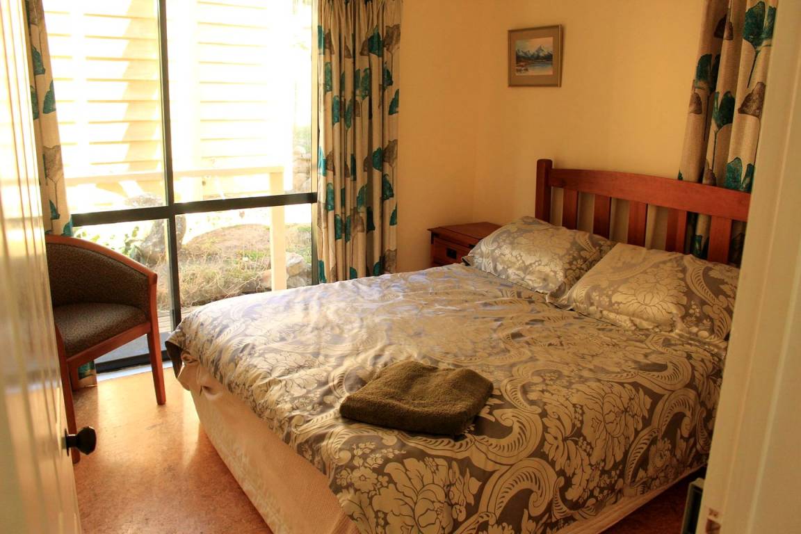 House ∙ 1 Bedroom ∙ 6 Guests 4