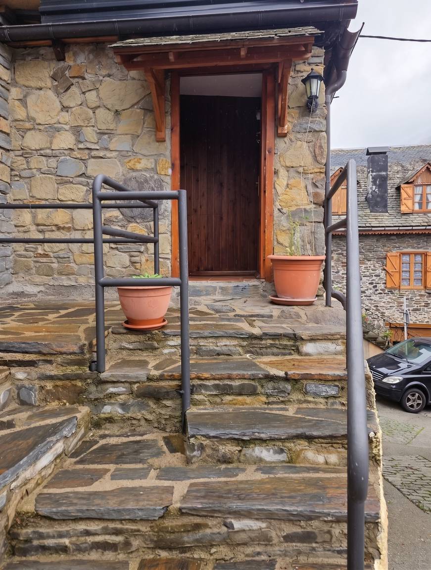 120 M² Casa ∙ 4 Habitaciones ∙ 8 Huéspedes - Bagnères-de-Luchon