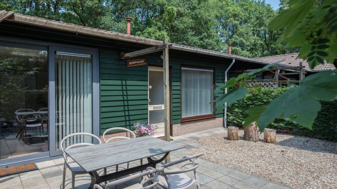 44 M² Huis ∙ 1 Slaapkamer ∙ 2 Gasten - Oss