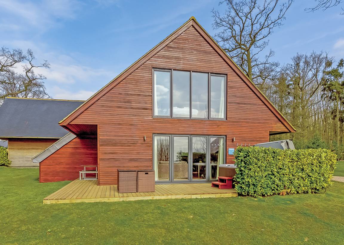 Chalet ∙ 2 Bedrooms ∙ 4 Guests - Pocklington