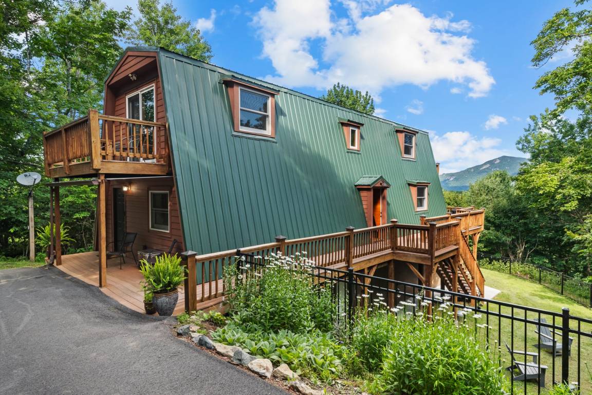 Cabin ∙ 4 Bedrooms ∙ 12 Guests - Sugar Mountain, NC