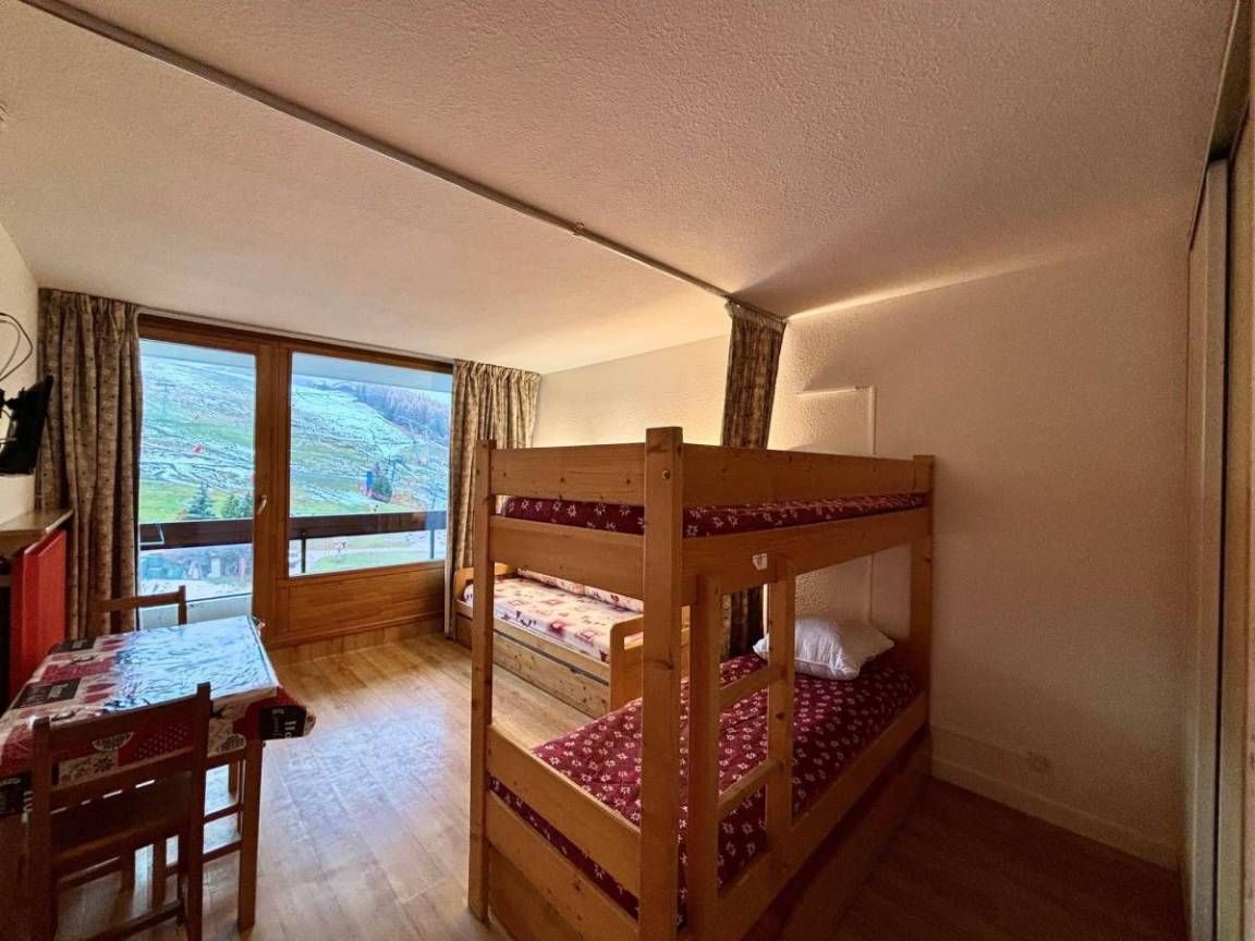 24 m&sup2; Studio 1 Schlafzimmer 4 G&auml;ste