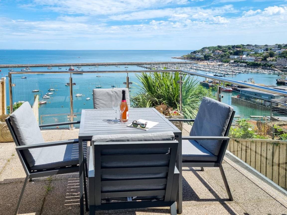 Apartment ∙ 2 Bedrooms ∙ 2 Guests - Brixham