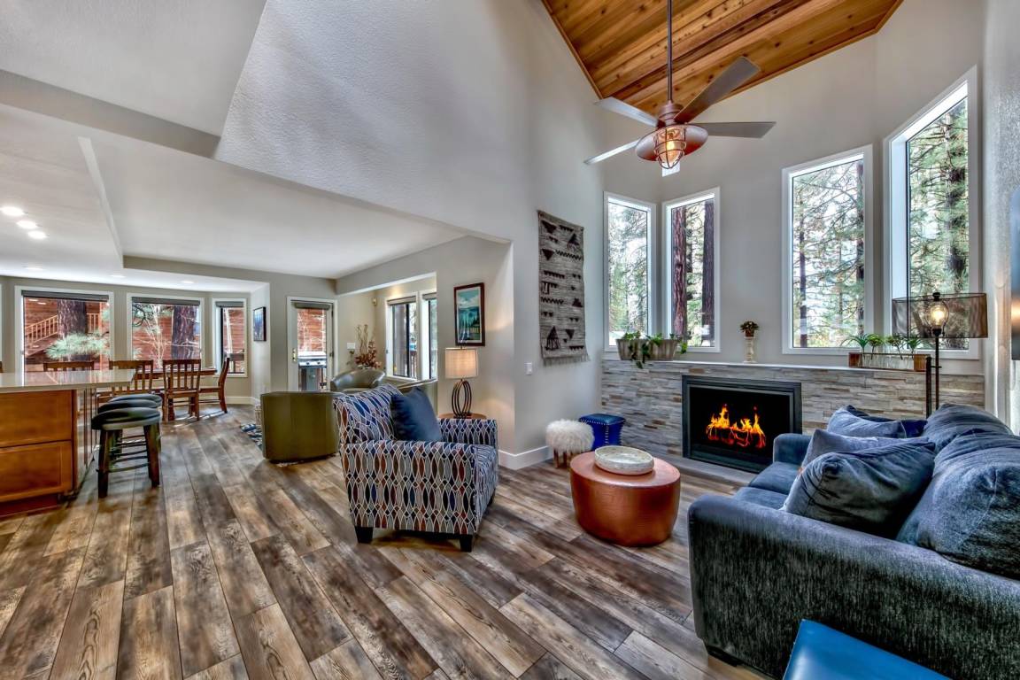 268 M² House ∙ 4 Bedrooms ∙ 8 Guests - South Lake Tahoe