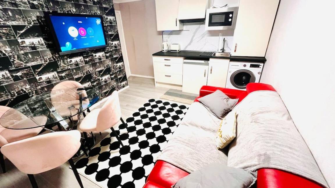 40 M² Ferienwohnung ∙ 2 Schlafzimmer ∙ 6 Gäste - Woolwich