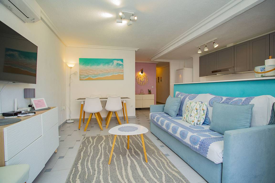 60 M² Appartement ∙ 2 Slaapkamers ∙ 5 Gasten - Torrevieja