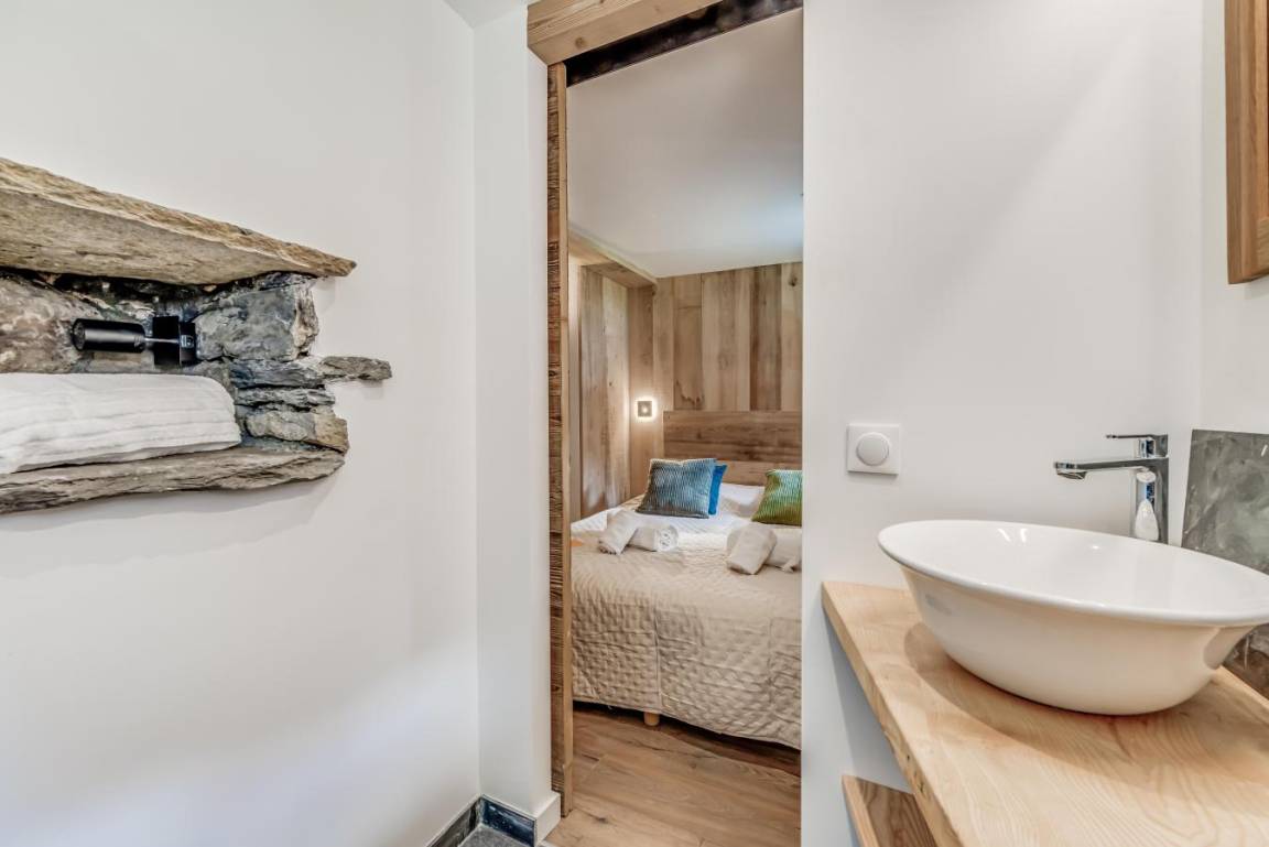 130 m² Chalet ∙ 5 Schlafzimmer ∙ 12 Gäste – Bild 7