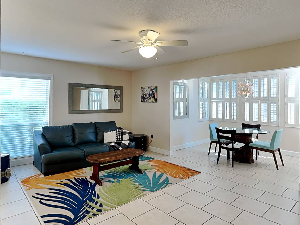 71 M² Apartamento ∙ 1 Habitación ∙ 4 Huéspedes - Crescent Beach, FL