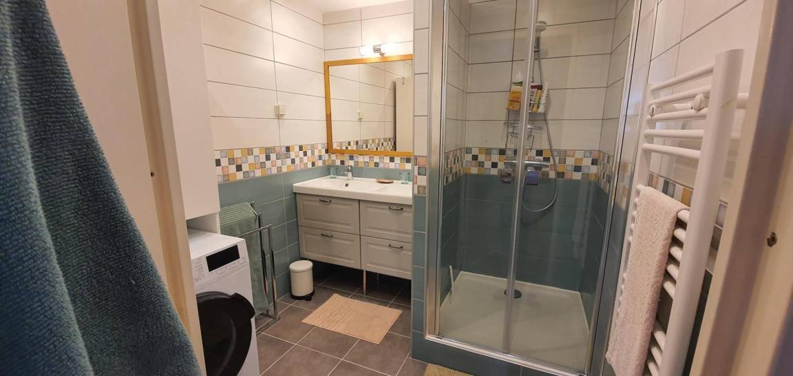 65 m² Ferienwohnung ∙ 2 Schlafzimmer ∙ 6 Gäste – Bild 7