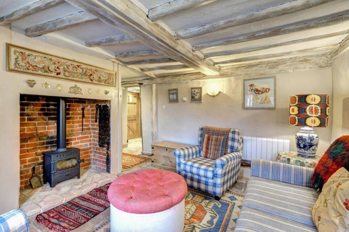 Cottage ∙ 3 Bedrooms ∙ 6 Guests - Framlingham