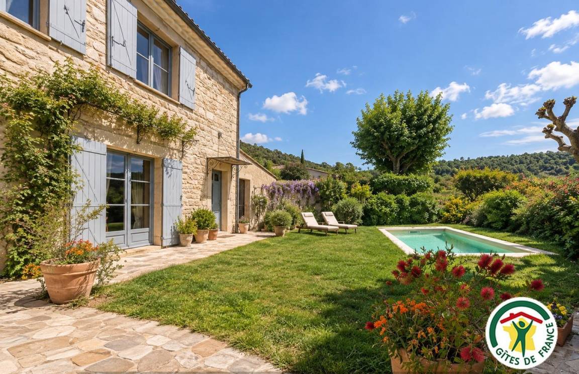 160 m&sup2; G&icirc;te 3 Schlafzimmer 6 G&auml;ste