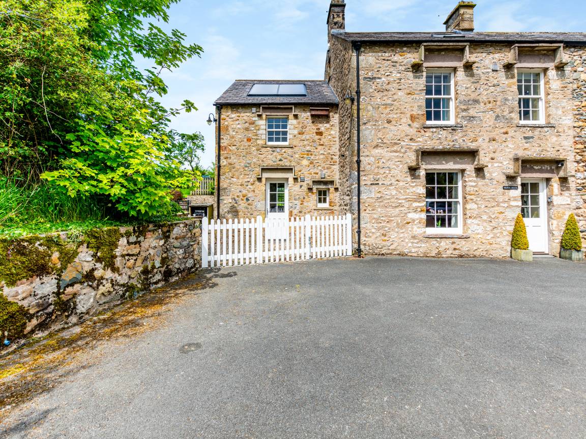 Cottage ∙ 4 Bedrooms ∙ 9 Guests - Ingleton