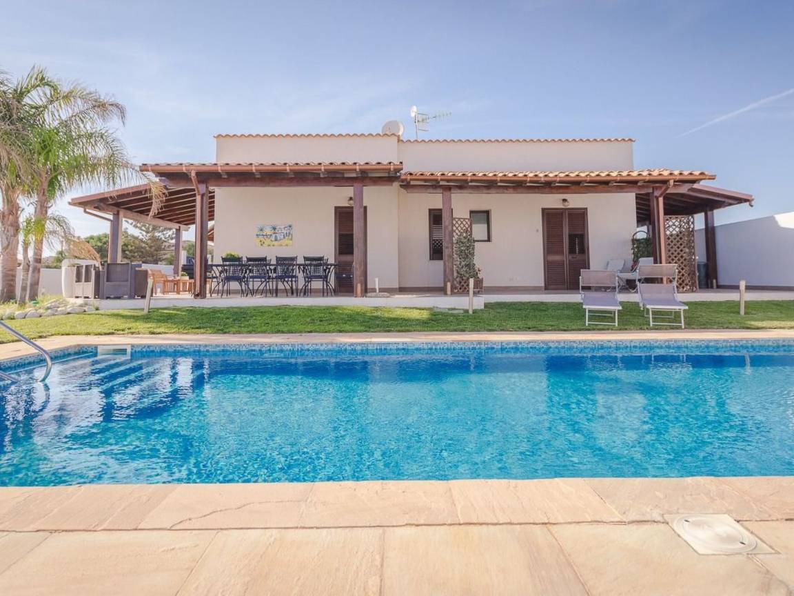 70 M² Maison De Vacances ∙ 4 Chambres ∙ 6 Personnes - Castelvetrano