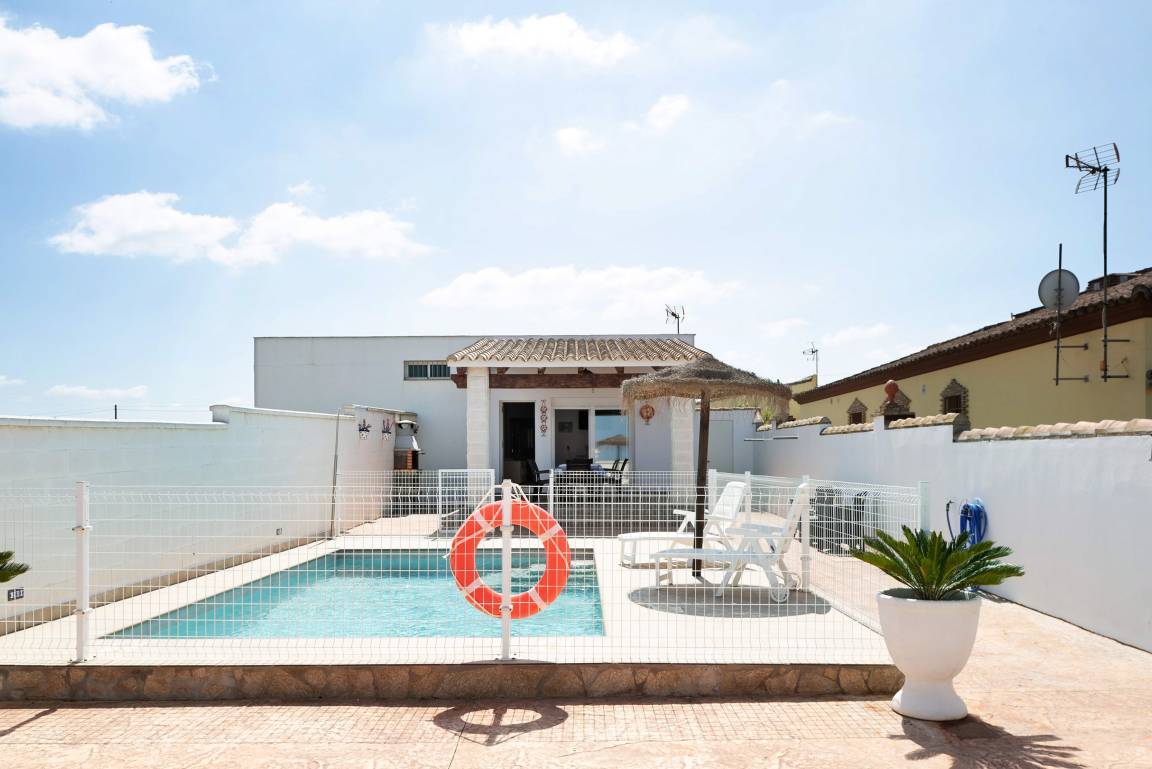 60 M² Casa ∙ 2 Habitaciones ∙ 6 Huéspedes - Conil de la Frontera