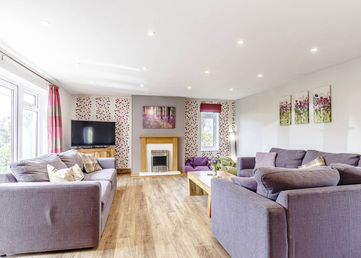 Cottage ∙ 6 Bedrooms ∙ 12 Guests - England