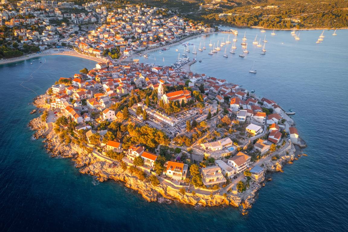 Houseboat ∙ 2 Bedrooms ∙ 4 Guests - Primošten