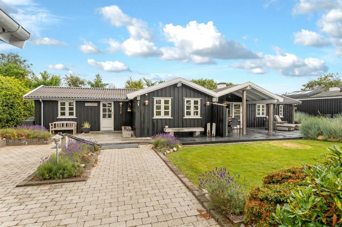 115 m&sup2; Ferienhaus 4 Schlafzimmer 8 G&auml;ste
