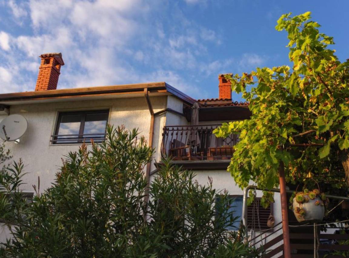 100 M² Apartment ∙ 2 Bedrooms ∙ 6 Guests - Motovun