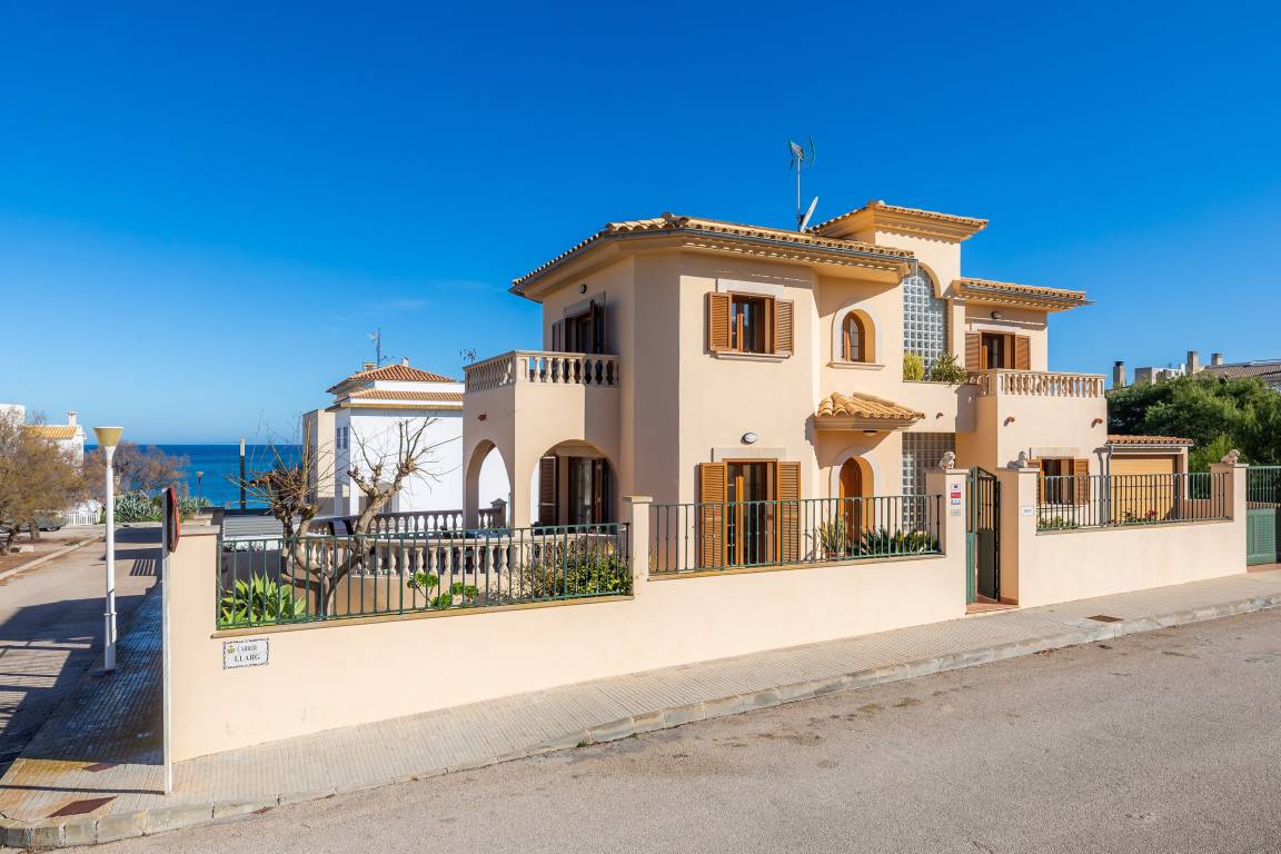 210 M² House ∙ 3 Bedrooms ∙ 6 Guests - Can Picafort