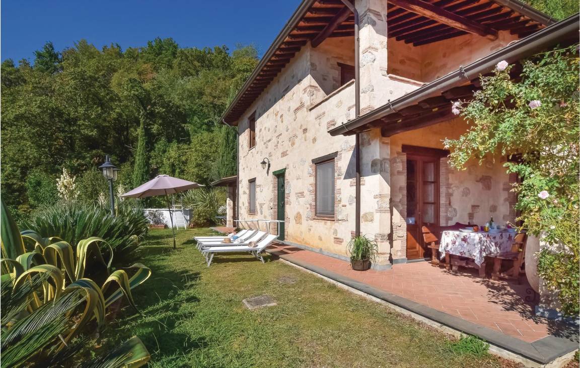 180 M² Casa ∙ 4 Habitaciones ∙ 8 Huéspedes - Camaiore