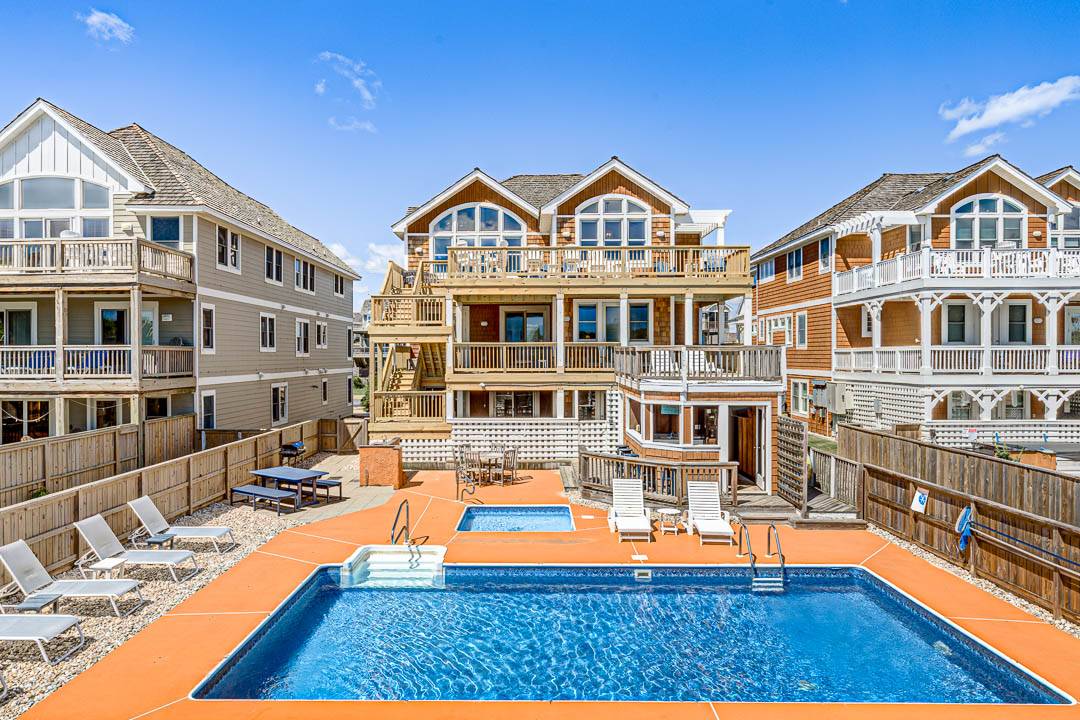 House ∙ 8 Bedrooms ∙ 24 Guests - Nags Head, NC