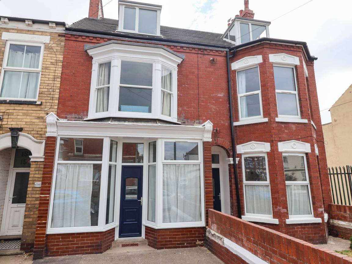 Cottage ∙ 3 Bedrooms ∙ 6 Guests - Withernsea