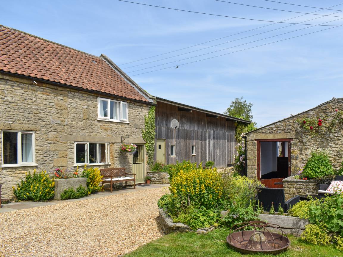 Cottage ∙ 2 Bedrooms ∙ 3 Guests - Thornton Dale