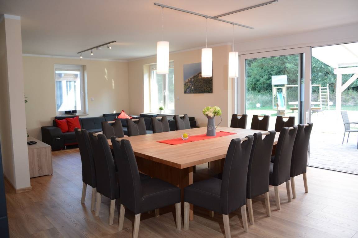 220 m² Ferienhaus ∙ 6 Schlafzimmer ∙ 16 Gäste – Bild 6