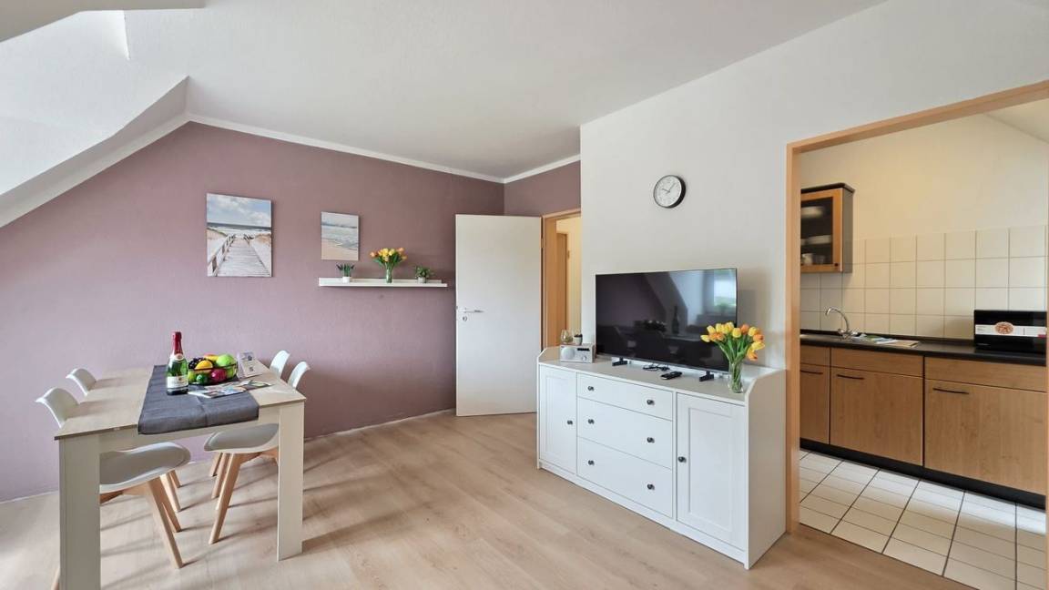 60 M² Ferienwohnung ∙ 1 Schlafzimmer ∙ 4 Gäste - Norden