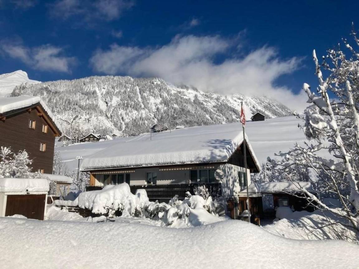 46 M² Ferienwohnung ∙ 2 Schlafzimmer ∙ 4 Gäste - Wildhaus