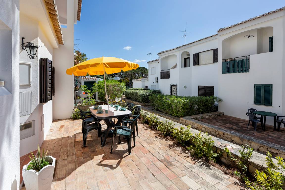 75 M² Villa ∙ 3 Habitaciones ∙ 6 Huéspedes - Quarteira