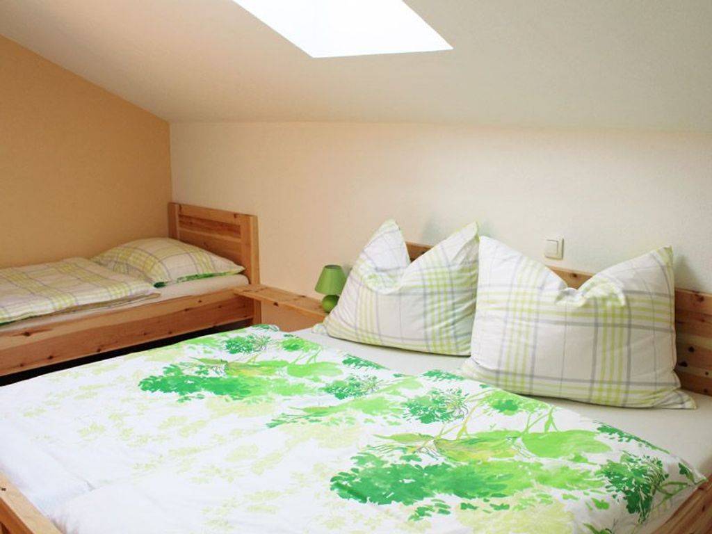 70 M² Ferienhaus ∙ 3 Schlafzimmer ∙ 7 Gäste - Attersee
