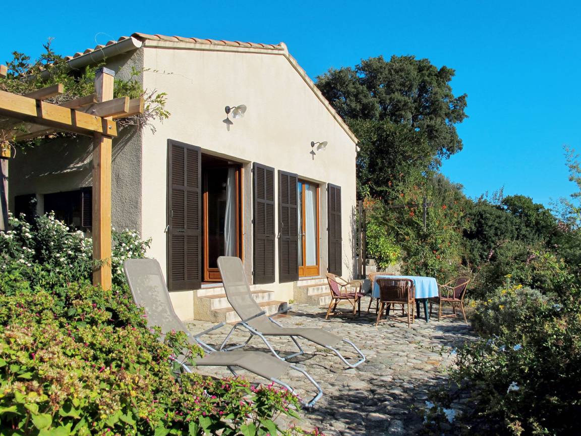 95 M² Ferienhaus ∙ 3 Schlafzimmer ∙ 5 Gäste - Ghisonaccia