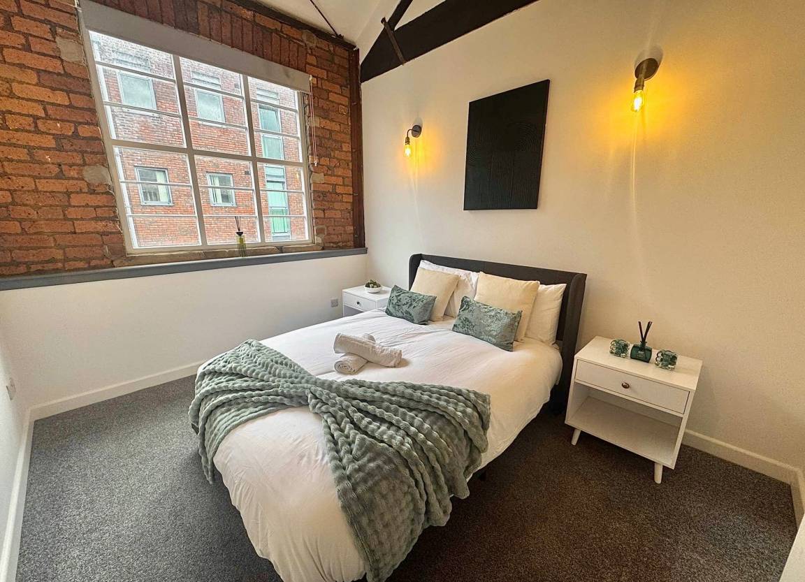 40 M² Apartment ∙ 3 Bedrooms ∙ 8 Guests - Sheffield, UK