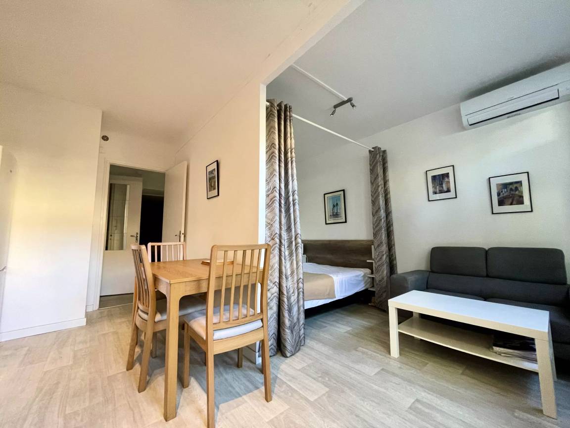 42 M² Appartement ∙ 1 Chambre ∙ 4 Personnes - Saint-Cyr-sur-Mer