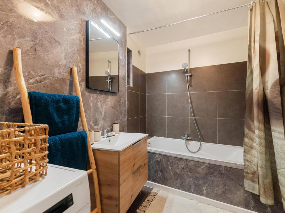 55 m² Ferienwohnung ∙ 1 Schlafzimmer ∙ 4 Gäste – Bild 4